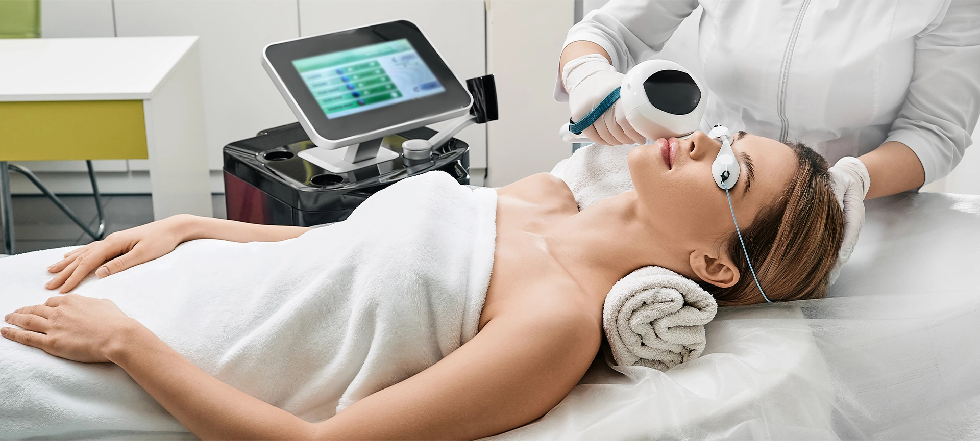 girl getting ipl laser treatment